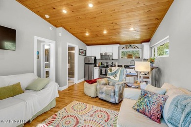 Looking for a 3-bedroom home? This one offers a great solution - photo 60