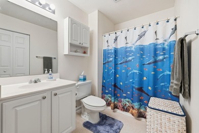 Welcome to this beautifully maintained 3 bedroom, 2 bathroom - photo 10