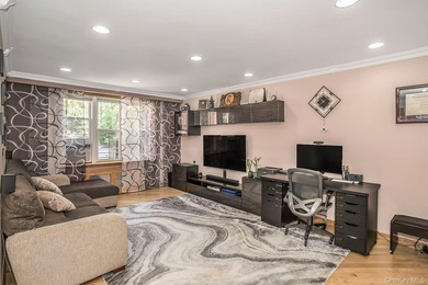 True 2 bed 2 bath unit, 1200 square feet with Dining room - photo 4