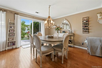 Move Right Into This Beautifully Updated 3 Bedroom, 2.5 Bath - photo 12