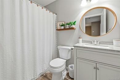 Move Right Into This Beautifully Updated 3 Bedroom, 2.5 Bath - photo 22