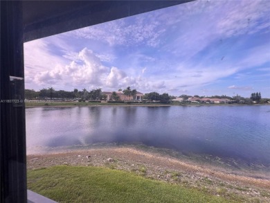 Lake Condo For Sale in Tamarac, Florida
