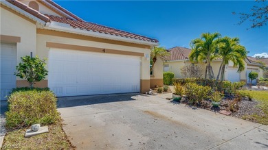 Welcome home! This beautifully updated 2-bedroom, 2-bath + Den - photo 2