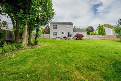 Welcome home to this charming Colonial featuring 3 bedrooms and - photo 36