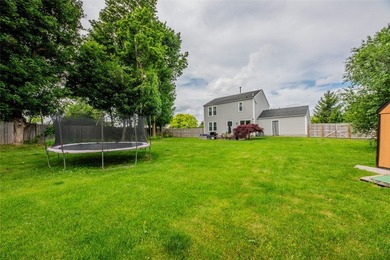 Welcome home to this charming Colonial featuring 3 bedrooms and - photo 38