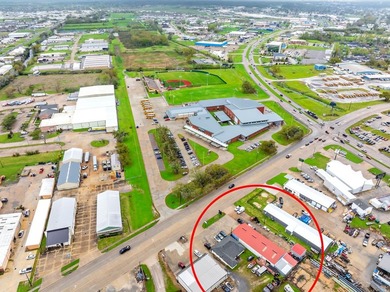 Well-located +/-2,070 SF office building available on St - photo 3