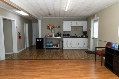 Well-located +/-2,070 SF office building available on St - photo 7