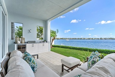 Move-in ready, this waterfront corner villa offers VIEWS - photo 8