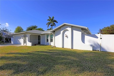 Cape Coral Area Home For Sale in Cape Coral Florida