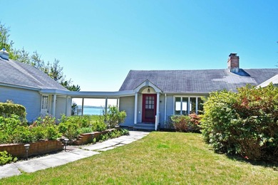 Infinite Views over Shelter Island Sound and extensive - photo 4