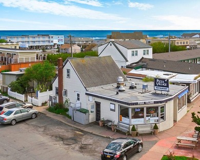 Prime exposure on Montauk Main Street. The property offers 49 - photo 5