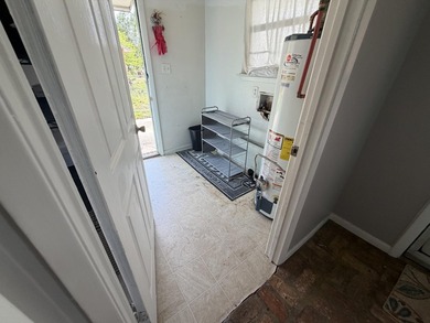 Investment opportunity! Strategically located minutes from - photo 9