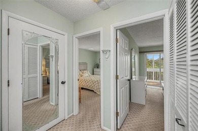 SUPER CLEAN 2/1 condo with PRIVATE & SERENE greenbelt backyard - photo 20