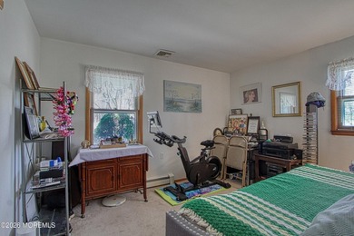 This fine house 2ith 2 bedrooms and full bath sits on a large - photo 10