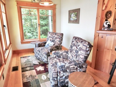 *LAKE LIVING AT IT'S BEST* This gorgeous Lake House is - photo 20