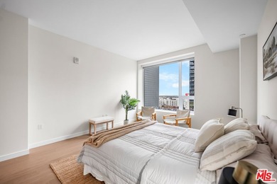 VIEWS, VIEWS, VIEWS!!! Exceptional 2BR/2BA luxury condo at Ten50 - photo 26
