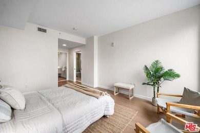VIEWS, VIEWS, VIEWS!!! Exceptional 2BR/2BA luxury condo at Ten50 - photo 28