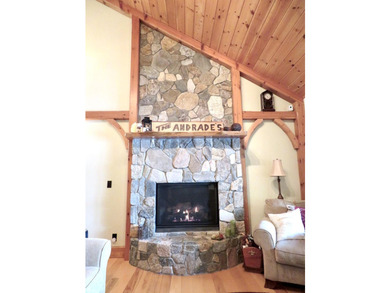 *LAKE LIVING AT IT'S BEST* This gorgeous Lake House is - photo 31