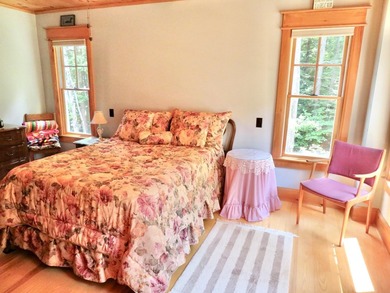 *LAKE LIVING AT IT'S BEST* This gorgeous Lake House is - photo 38