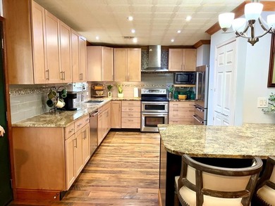 A refined waterfront retreat showcasing custom materials - photo 3