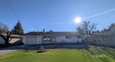 Goose Lake Home For Sale in Lakeview Oregon