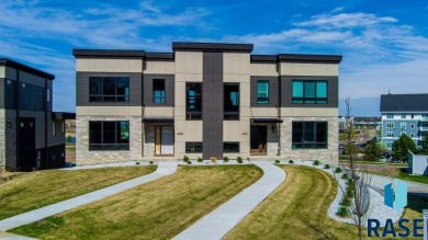 Lake Home Sale Pending in Sioux Falls, South Dakota