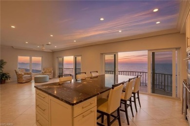 Beautiful 3 bedroom penthouse corner unit with amazing views