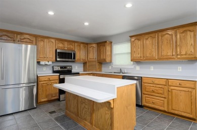 Charming Home in Sought-After Holly Lake Ranch - Nestled in this