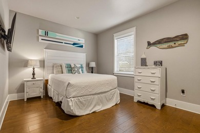 Perfectly positioned in the sought after Highland Parks - photo 10