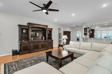 Welcome to your own private oasis within the Charleston area's - photo 26