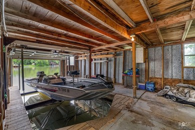 Lake Living at Its Best on Lake Nasworthy in a No Wake Zone! - photo 48