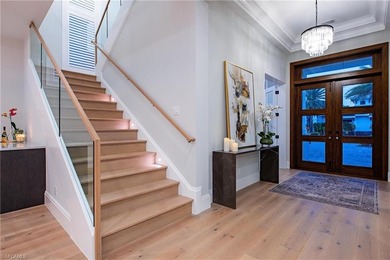 Experience refined coastal living in this exceptional Naples - photo 3