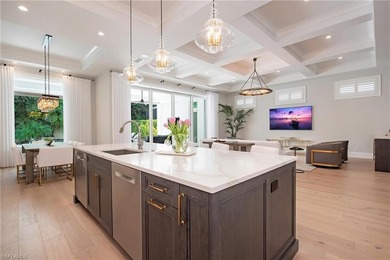 Experience refined coastal living in this exceptional Naples - photo 8