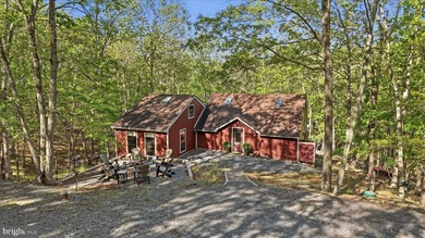 Rarely do you find a completely renovated mountain cabin with a - photo 2