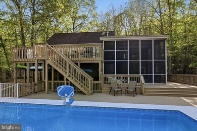 Rarely do you find a completely renovated mountain cabin with a - photo 3