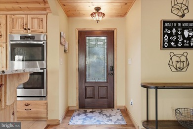 Rarely do you find a completely renovated mountain cabin with a - photo 6