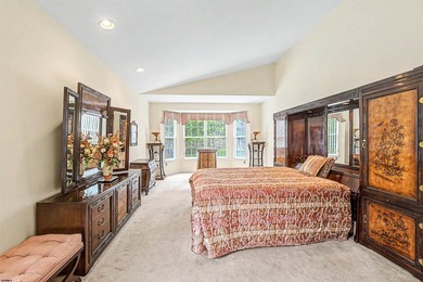Devonshire Village beauty -- Beautiful 3 bedroom/2 bath sought - photo 5