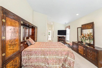 Devonshire Village beauty -- Beautiful 3 bedroom/2 bath sought - photo 6