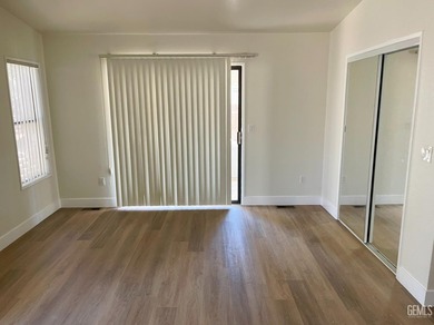 Welcome to 3386 Greenacre Drive! This spacious 3-bedroom - photo 6