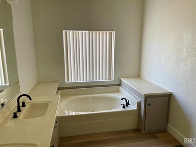 Welcome to 3386 Greenacre Drive! This spacious 3-bedroom - photo 7