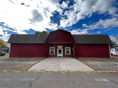 Lake Home For Sale in Lakeview, Oregon