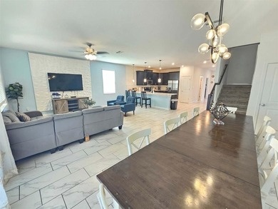 Luxurious 8(converted 9) bedroom villa on elevated coner-lot for - photo 12