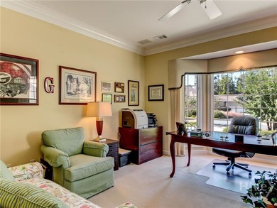 Elegant Lagoon-Front Home in Oakridge |4BR | 3.5BA | 4,722 Sq - photo 15