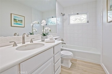 Welcome to 418 E Bay Street, a thoughtfully reimagined coastal - photo 16