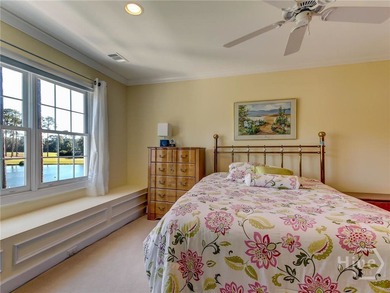 Elegant Lagoon-Front Home in Oakridge |4BR | 3.5BA | 4,722 Sq - photo 17