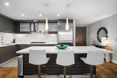 Sky-High Sophistication with Unrivaled Bay Views - A Downtown - photo 7