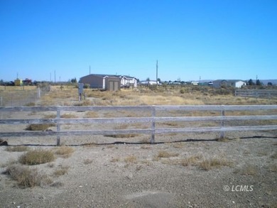 Christmas Valley Lake Lot For Sale in Christmas Valley Oregon