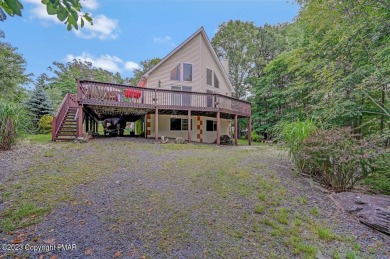 Lake Home For Sale in Bushkill, Pennsylvania