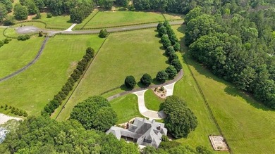 An extraordinary opportunity to own a true equestrian legacy - photo 3