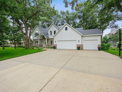 Welcome to this five-bedroom, four-bathroom, two-story home on a - photo 1